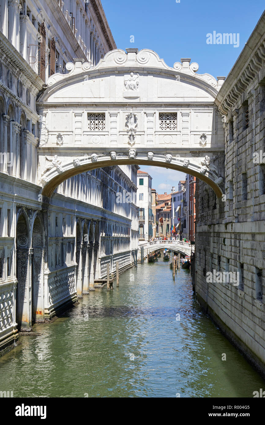 Venica, Ponte dei Sospiri in una giornata di sole, Italia Foto Stock