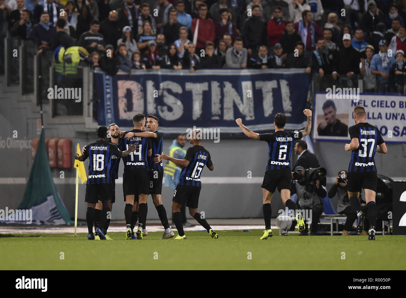 Mauro Icardi di Inter e Milan festeggia il primo punteggio obiettivo durante la Serie A nella partita tra Lazio e Inter allo Stadio Olimpico di Roma, Italia Il 29 Foto Stock