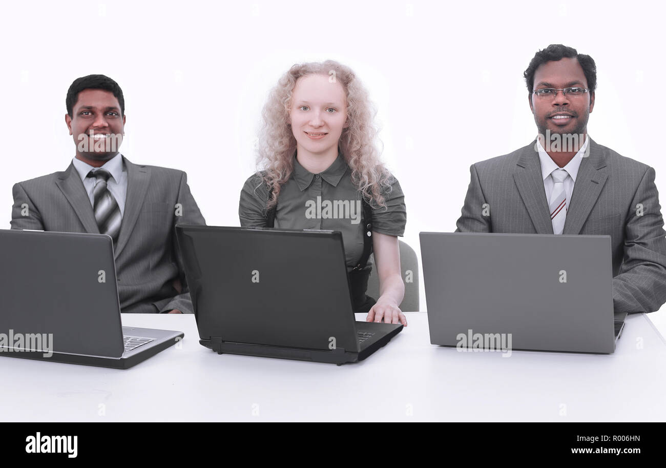 Business di successo di team di lavoro con il computer portatile.isolato su bianco Foto Stock