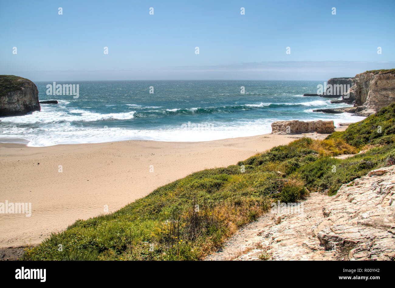 Una spiaggia nei pressi di Santa Cruz città sull autostrada numero 1 in California centrale, STATI UNITI D'AMERICA Foto Stock