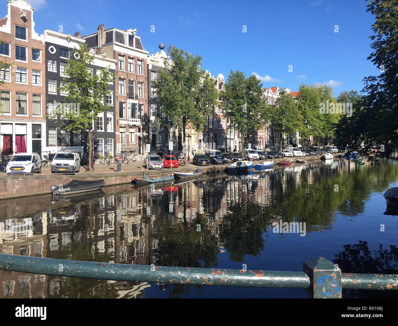 Canale di Amsterdam Foto Stock