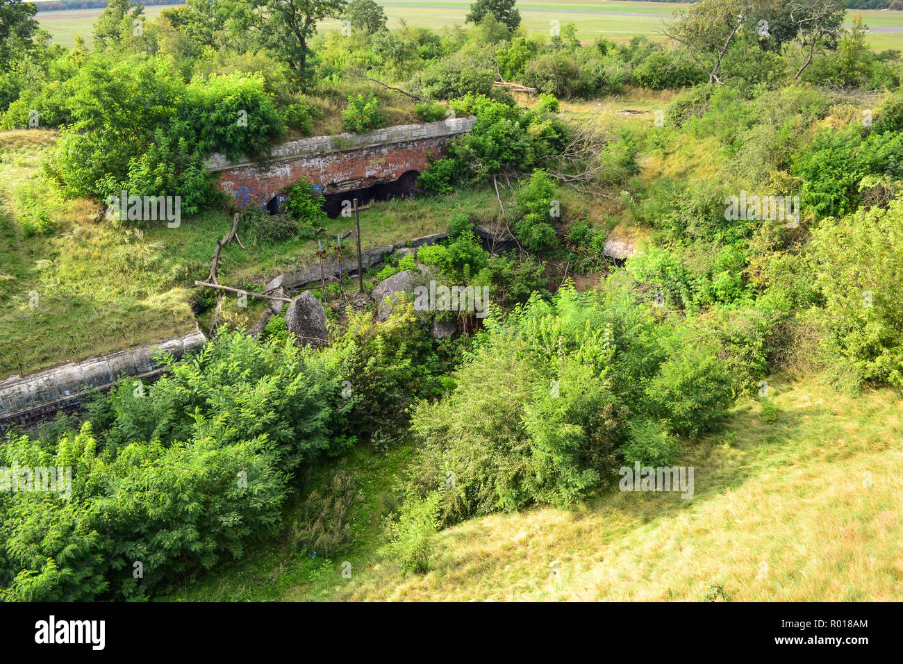 Corridoio interno della fortezza abbandonata di Toruń Fortezza (Prussia Festung Thorn) in Polonia centrale. Foto Stock