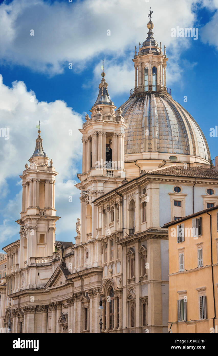 Sant Agnese in Agone chiesa, un meraviglioso xvii architettura barocca nel centro storico di Roma Foto Stock