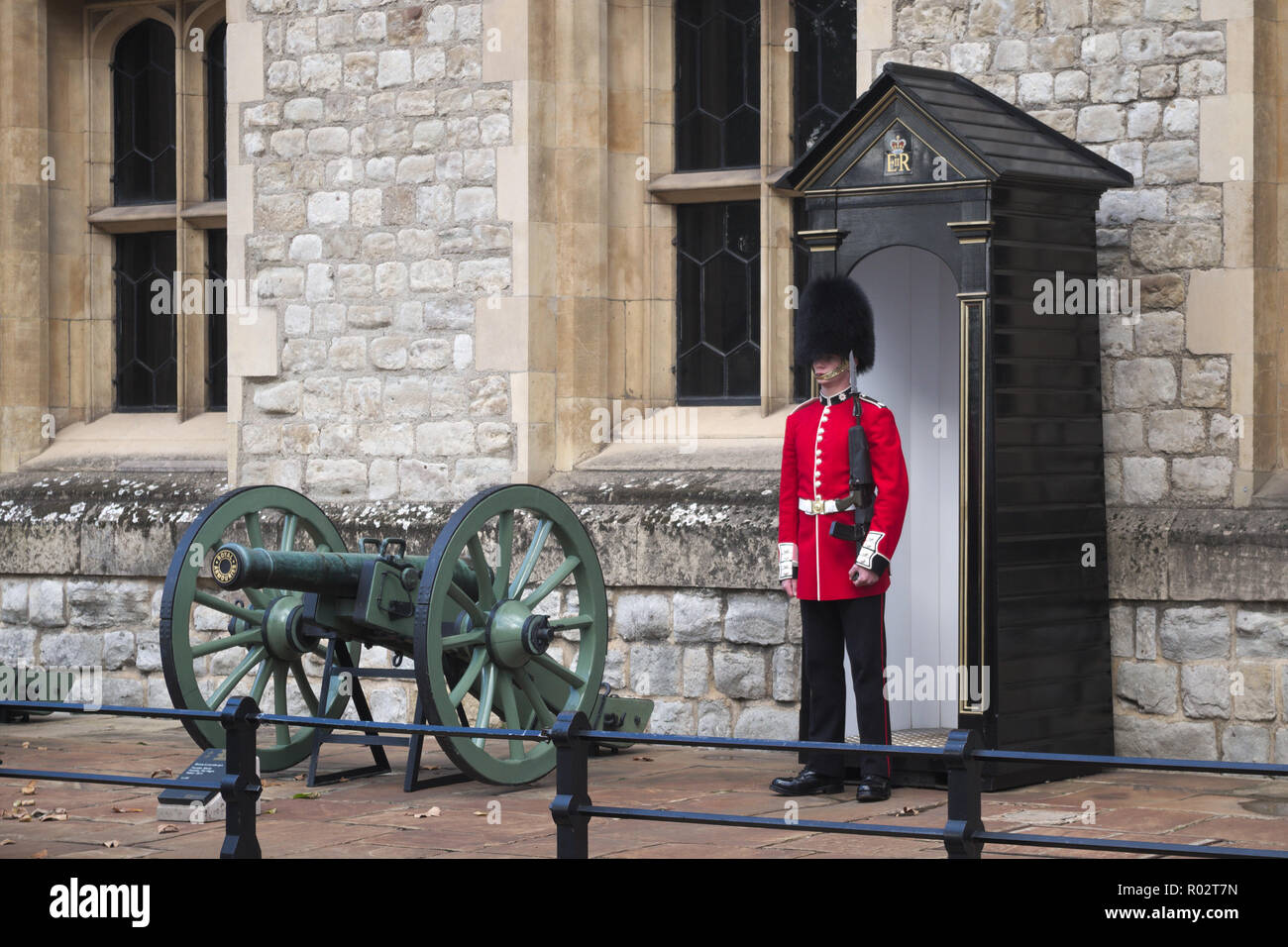 Royal Guard nella Torre di Londra Foto Stock