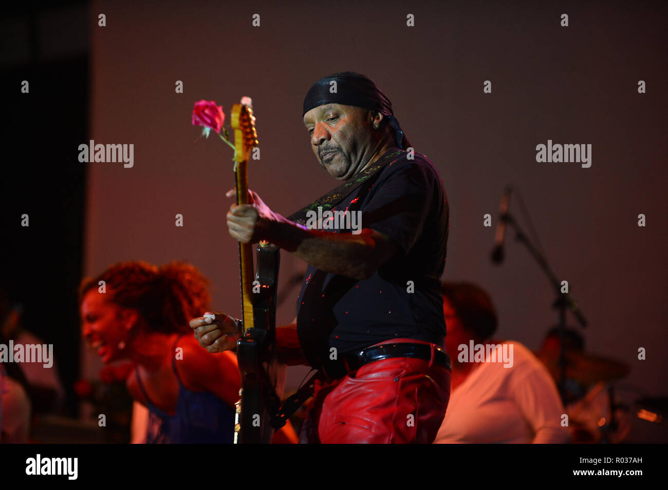 La parte bianca in concerto a Miramar Parco Regionale anfiteatro con: Ernie Isley di Isley Brothers dove: Miramar, Florida, Stati Uniti quando: 29 set 2018 Credit: Johnny Louis/WENN.com Foto Stock