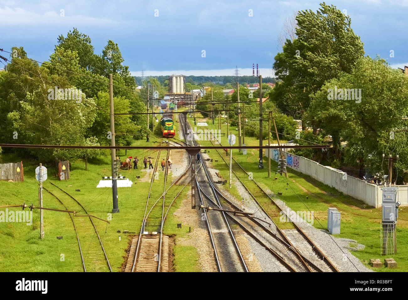 Infrastrutture nella zona industriale nei pressi della stazione ferroviaria. Lviv, Ucraina Foto Stock