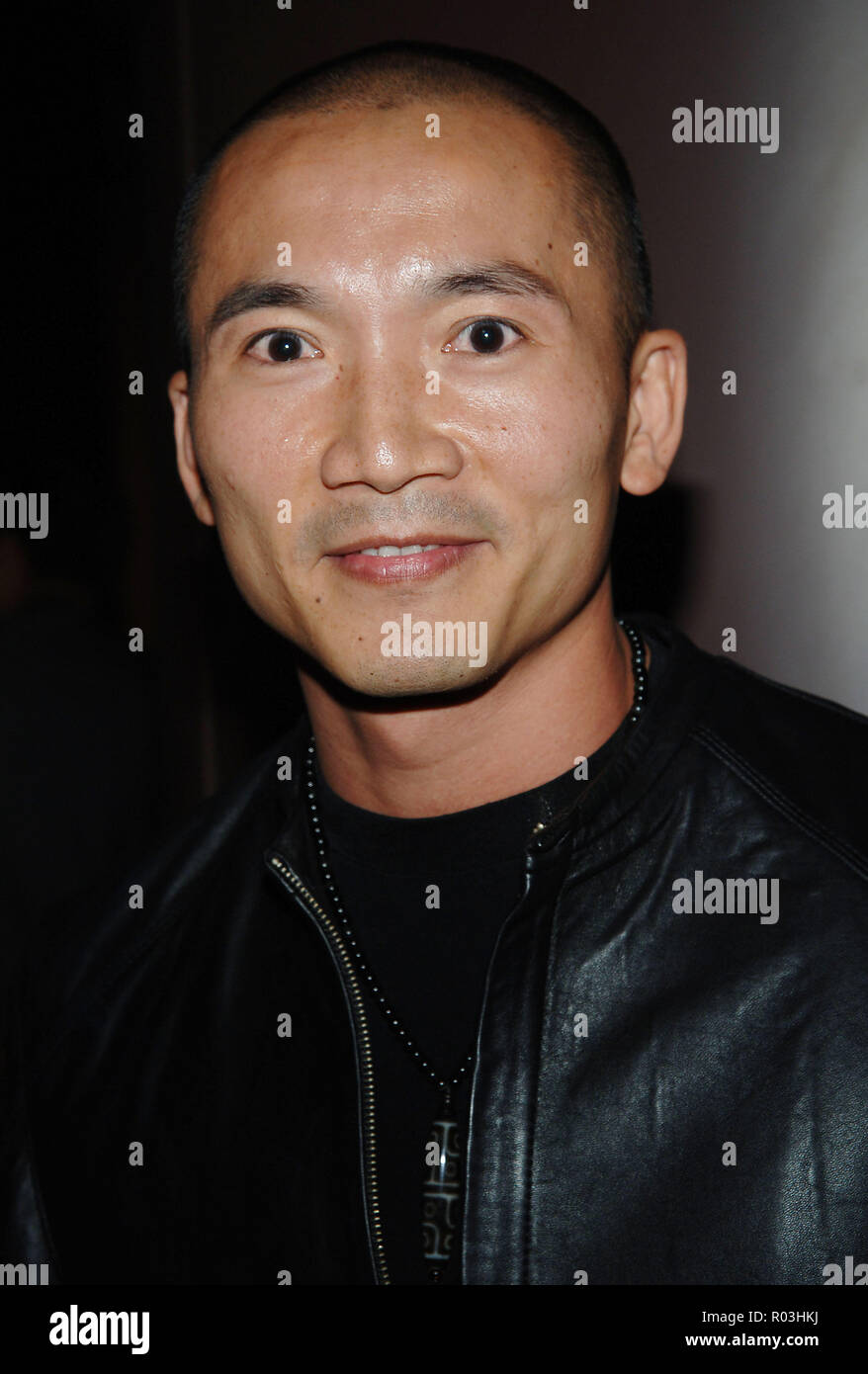 Collin Chou che arrivano alla Asian Pacific Film Festival presso il direttore Guil of America di Los Angeles. Aprile 28, 2005. 21 ChouCollin001 Red Carpet Event, verticale, STATI UNITI D'AMERICA, industria cinematografica, celebrità, fotografia, Bestof, arte cultura e intrattenimento, Topix celebrità moda / Verticale, meglio di, evento nella vita di Hollywood - California, moquette rossa e dietro le quinte, USA, industria cinematografica, celebrità, movie celebrità, personaggi televisivi, musica celebrità, fotografia, Bestof, arte cultura e intrattenimento, Topix, headshot, verticale, una persona, dall'anno , 2005, inchiesta tsuni@Gamma-USA.com Foto Stock