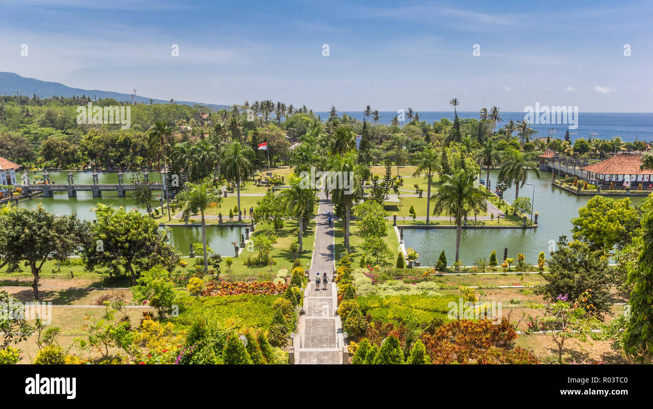 Panorama di Taman Ujung acqua Soekasada palace di Bali, Indonesia Foto Stock