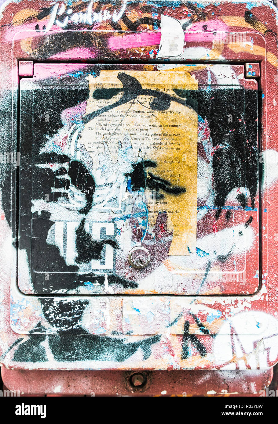 Stencil ritratto del poeta francese Arthur Rimbaud su una coperta di graffiti wall Foto Stock