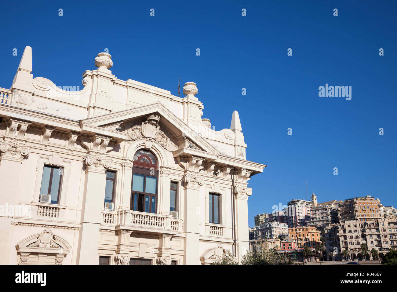 Stazione marittima - Navi dalla stazione di Genova. Genova, liguria, Italy. Foto Stock