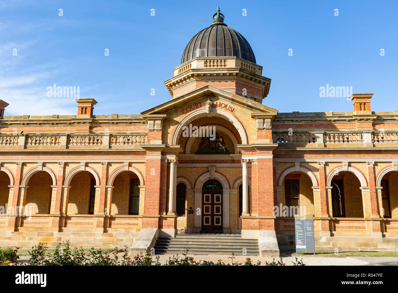 Corte storica costruzione casa nella città terrestre di Goulburn nel Nuovo Galles del Sud, Australia Foto Stock