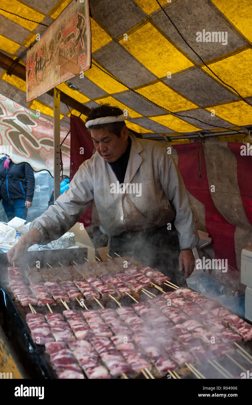 Kyoto, Giappone, arrosto di spiedini di carne di manzo Foto Stock