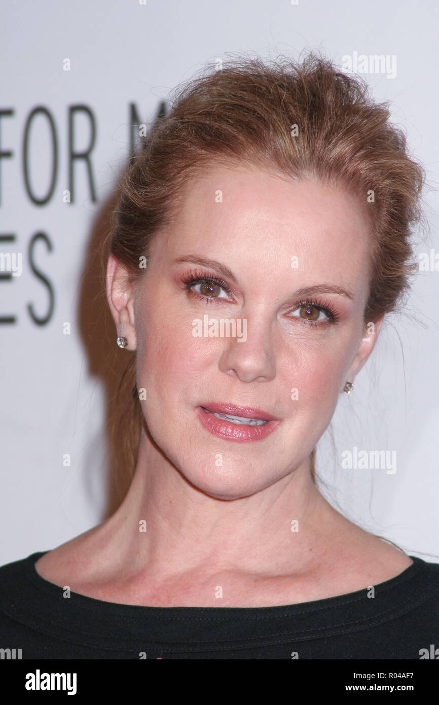 Elizabeth Perkins 12/11/08"Paley Centre for Media onori Showtime Networks Inc. e Carl Reiner' @ Hyatt Regency Century Plaza, Century City Foto di Ima Kuroda/HNW / PictureLux (11 dicembre 2008) Riferimento File # 33689 144HNWPLX Foto Stock