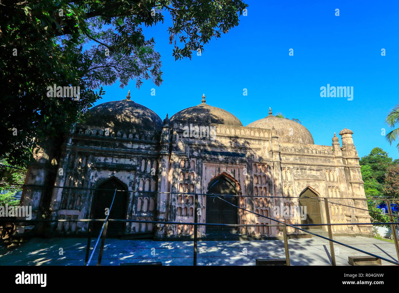 Shahbaz Khan moschea o Haji Khwaja Shahbaz moschea è una moschea storica si trova a Dacca in Bangladesh. Un commerciante di principe di Dhaka Haji khwaja Shahbaz Foto Stock