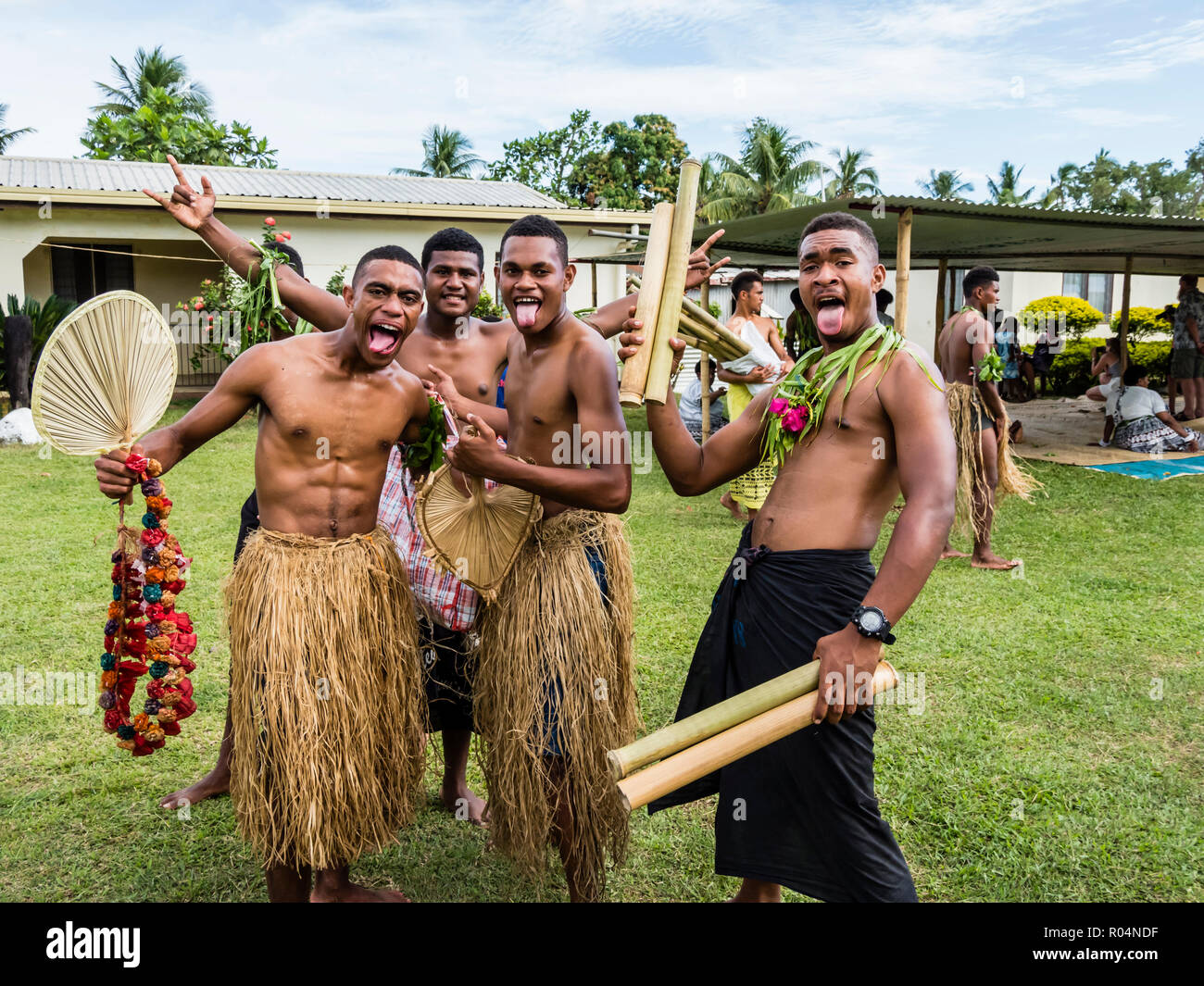 Una cerimonia Kava dalle persone del villaggio di Sabeto, Viti Levu, Repubblica delle Isole Figi, a sud delle Isole del Pacifico e del Pacifico Foto Stock