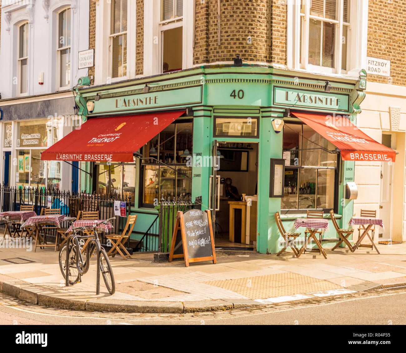 Il piuttosto L' Assenzio ristorante e caffetteria in Primrose Hill, London, England, Regno Unito, Europa Foto Stock