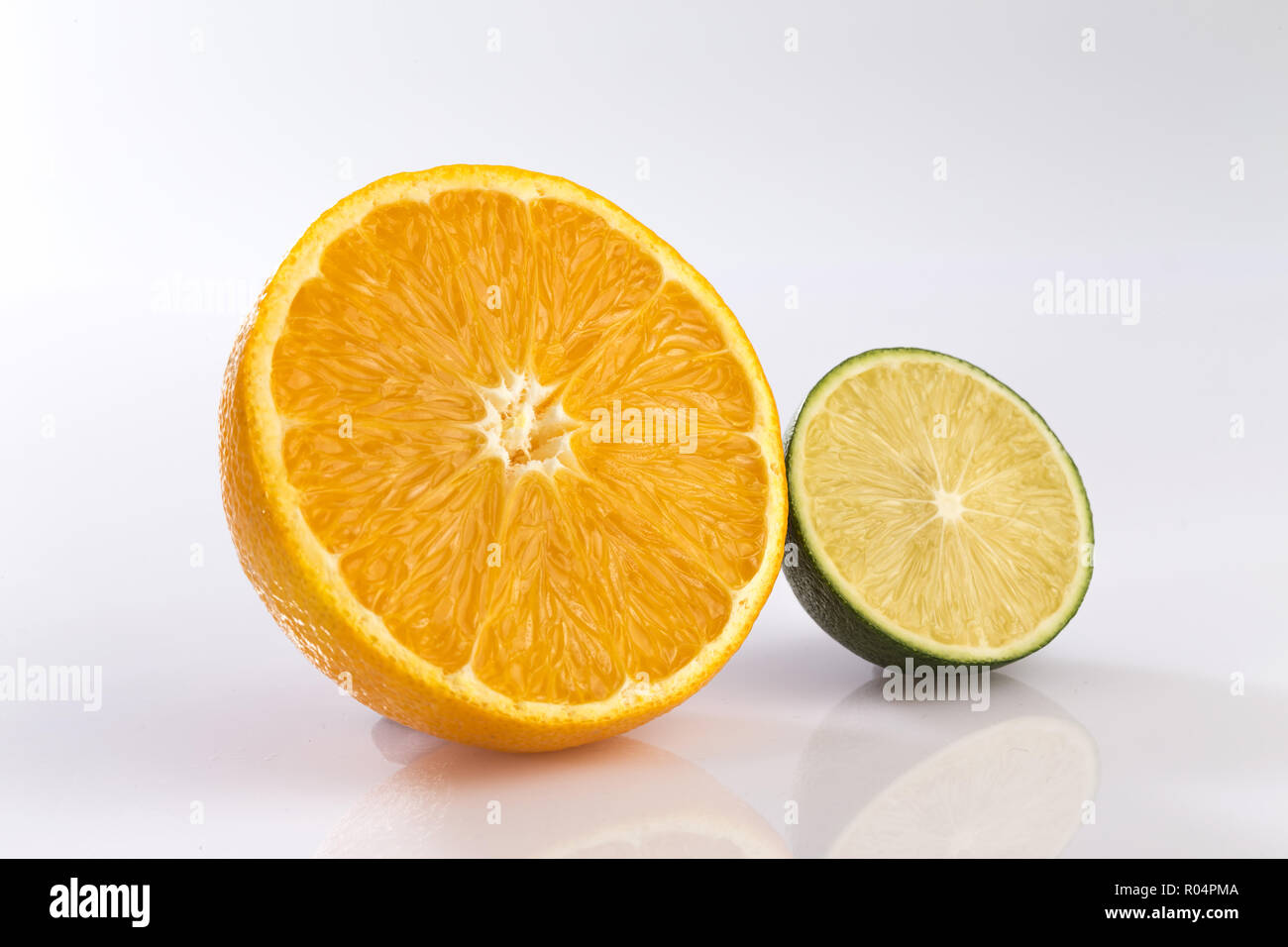Arance e limoni Foto Stock