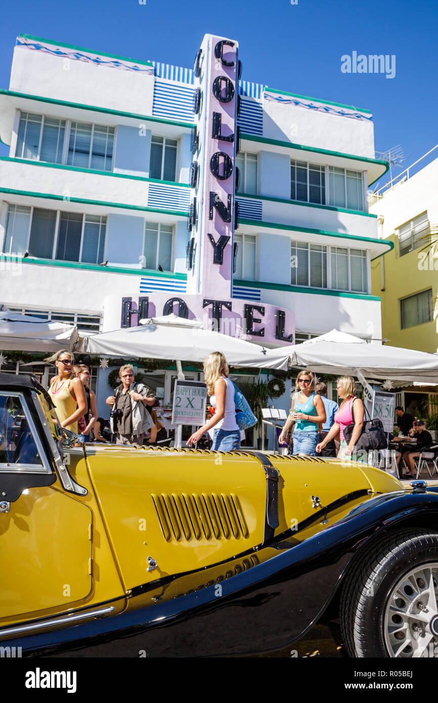 Miami Beach Florida,Ocean Drive,Art Deco Weekend,architettura,festival,evento,celebrazione,auto classiche,antiquariato,vintage,produzione prodotto Foto Stock