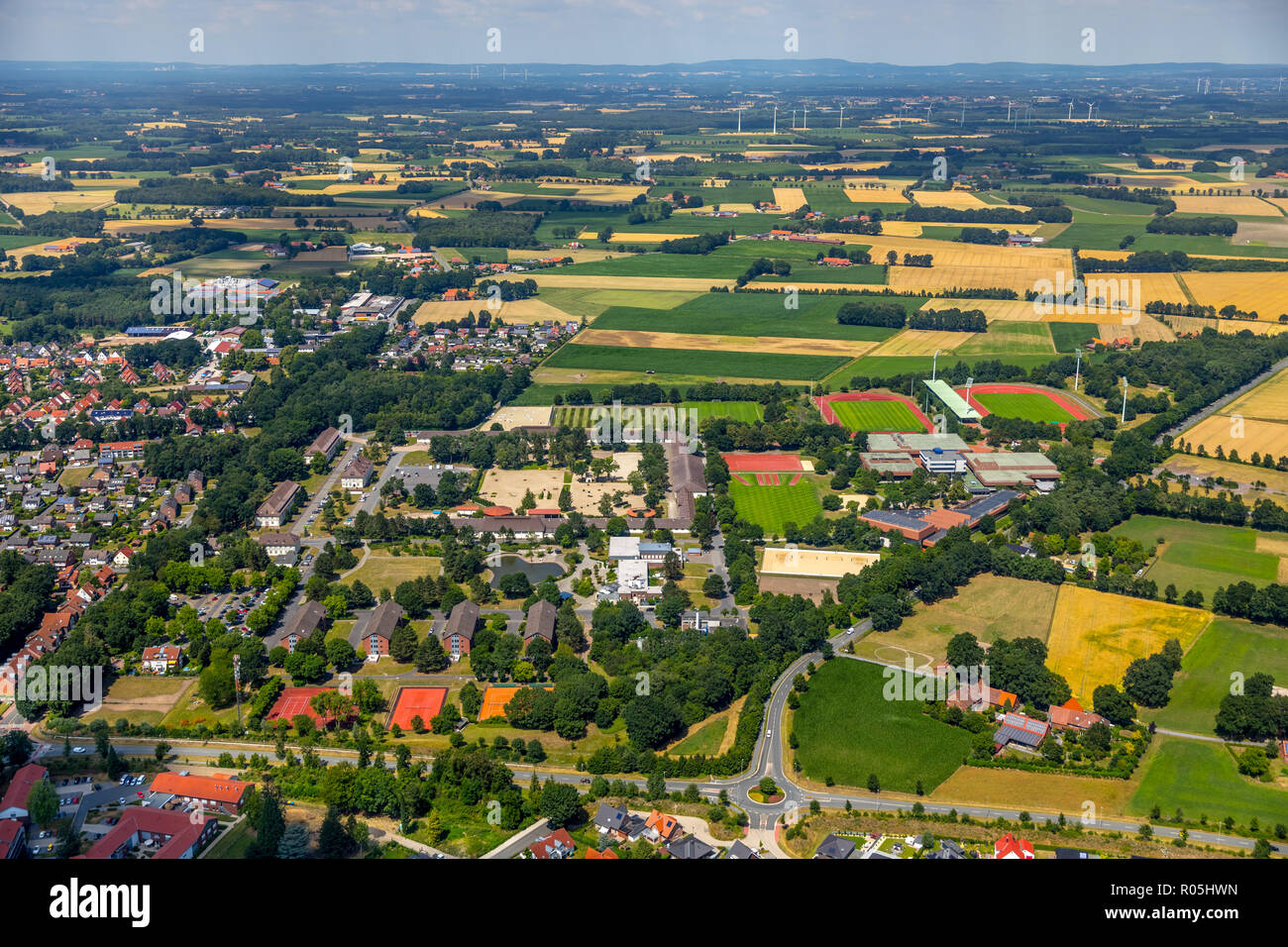 Vista aerea, panoramica Warendorf, sport scuola della Bundeswehr, rifle club 'dietro i tre Brücken'eV, DEULA WESTFALEN-LIPPE, il Dott. med. -Rau - Alle Foto Stock