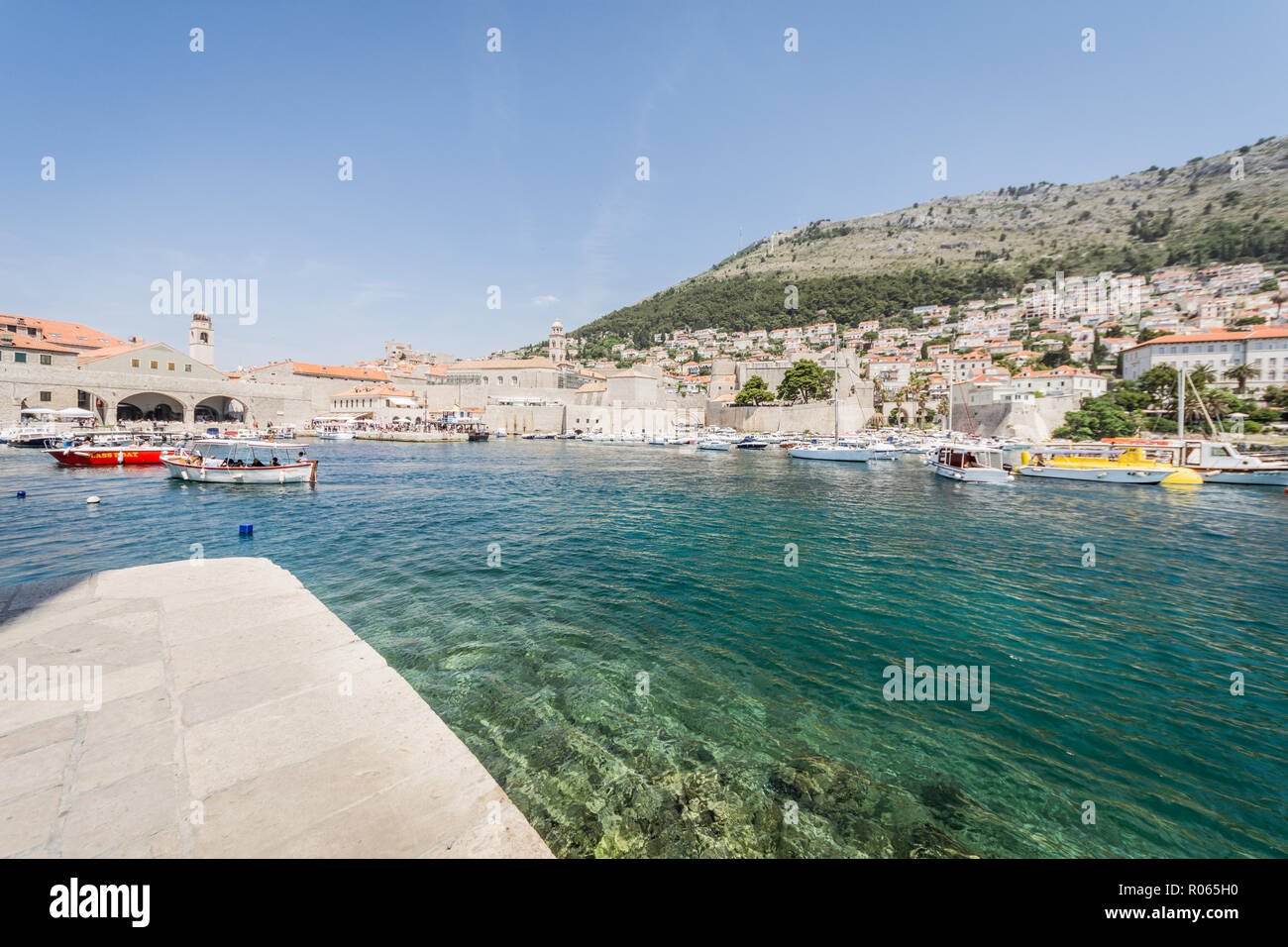 Vista la fantastica città di Dubrovnik, patrimonio dell'unrsco e bella città, Foto Stock