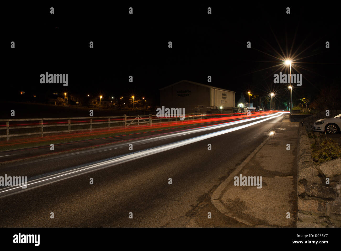 Auto sentieri di luce Foto Stock