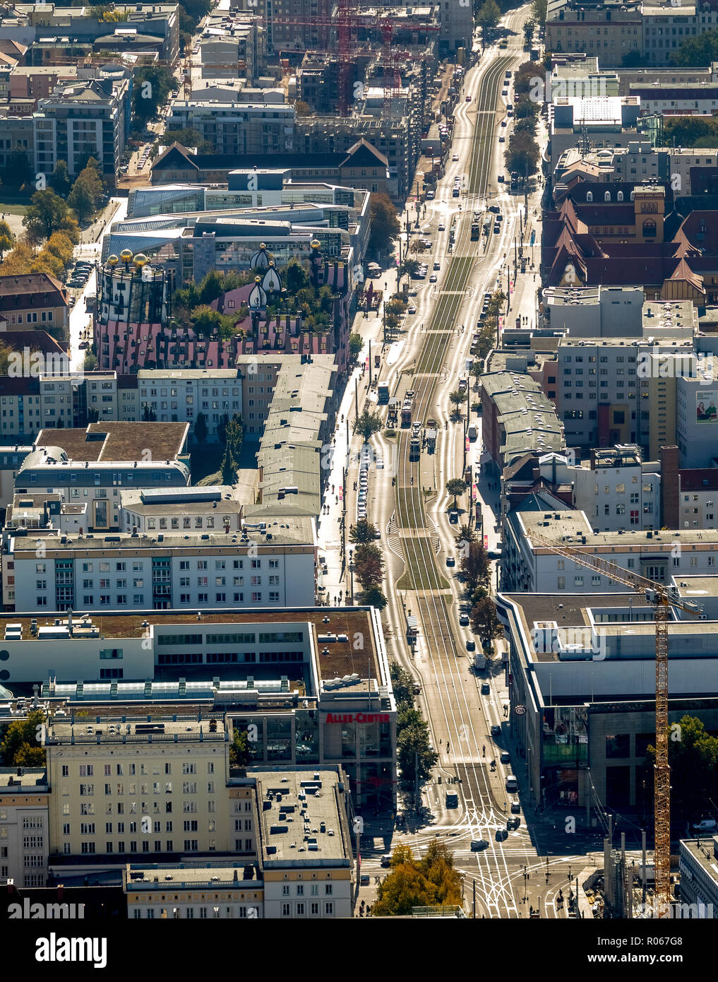 Vista aerea, la principale strada transitabile di Magdeburgo, Breiter Weg, i binari del tram, Downtown, Midtown, Magdeburgo, Sassonia-Anhalt, Germania, DEU, Europa, vista aerea Foto Stock