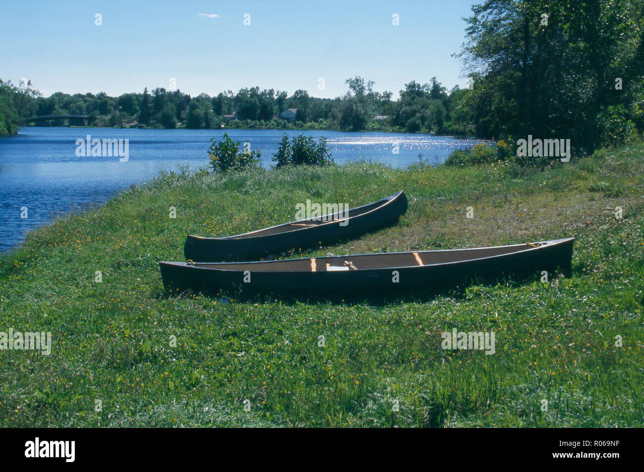 Canoe sul isola indiano, Penobscot Indian Reservation, Maine. Fotografia Foto Stock