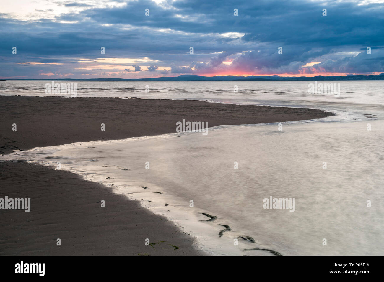 Morecambe Bay al tramonto, Lancashire, Inghilterra, Regno Unito, Europa Foto Stock