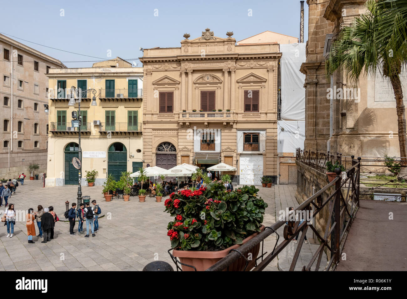 Piazza della chiesa di Santa Caterina, Palermo, Sicilia Foto Stock