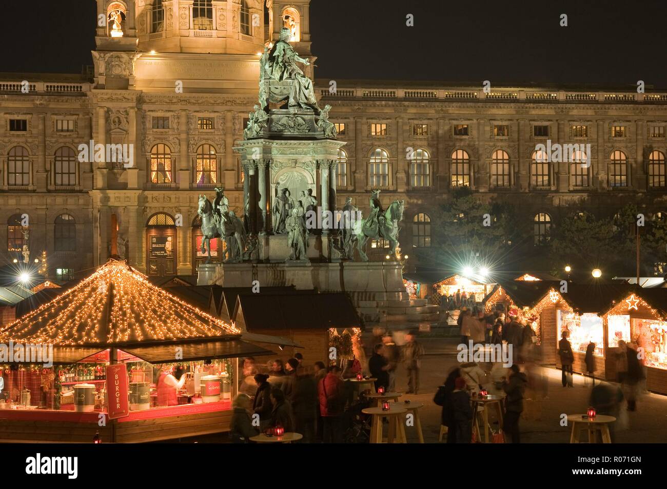 Wien, Weihnachtsmarkt Maria-Theresien-Platz - Vienna, Mercatino di Natale a Maria-Theresien-Platz Foto Stock