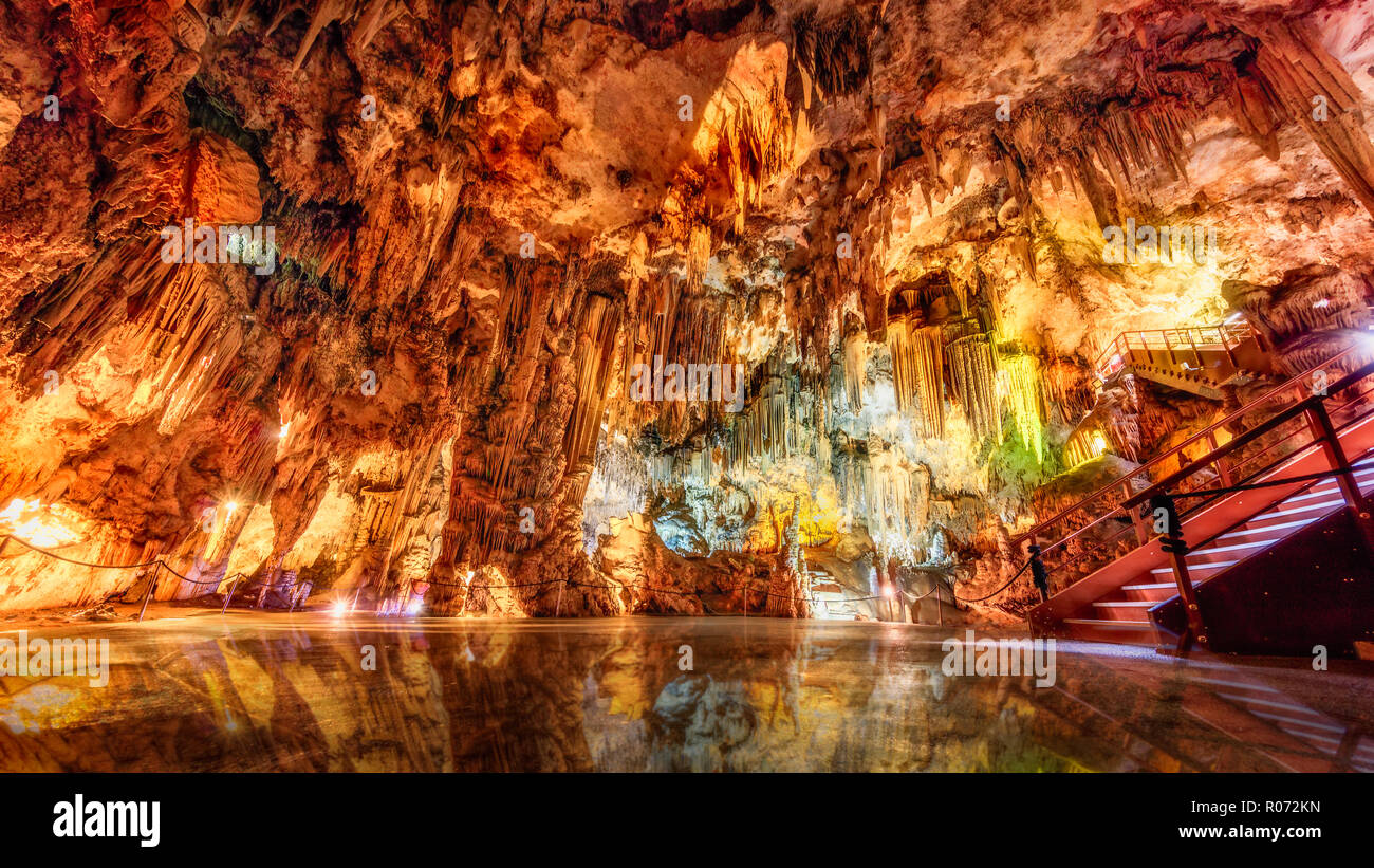 Grotta di Nerja Foto Stock