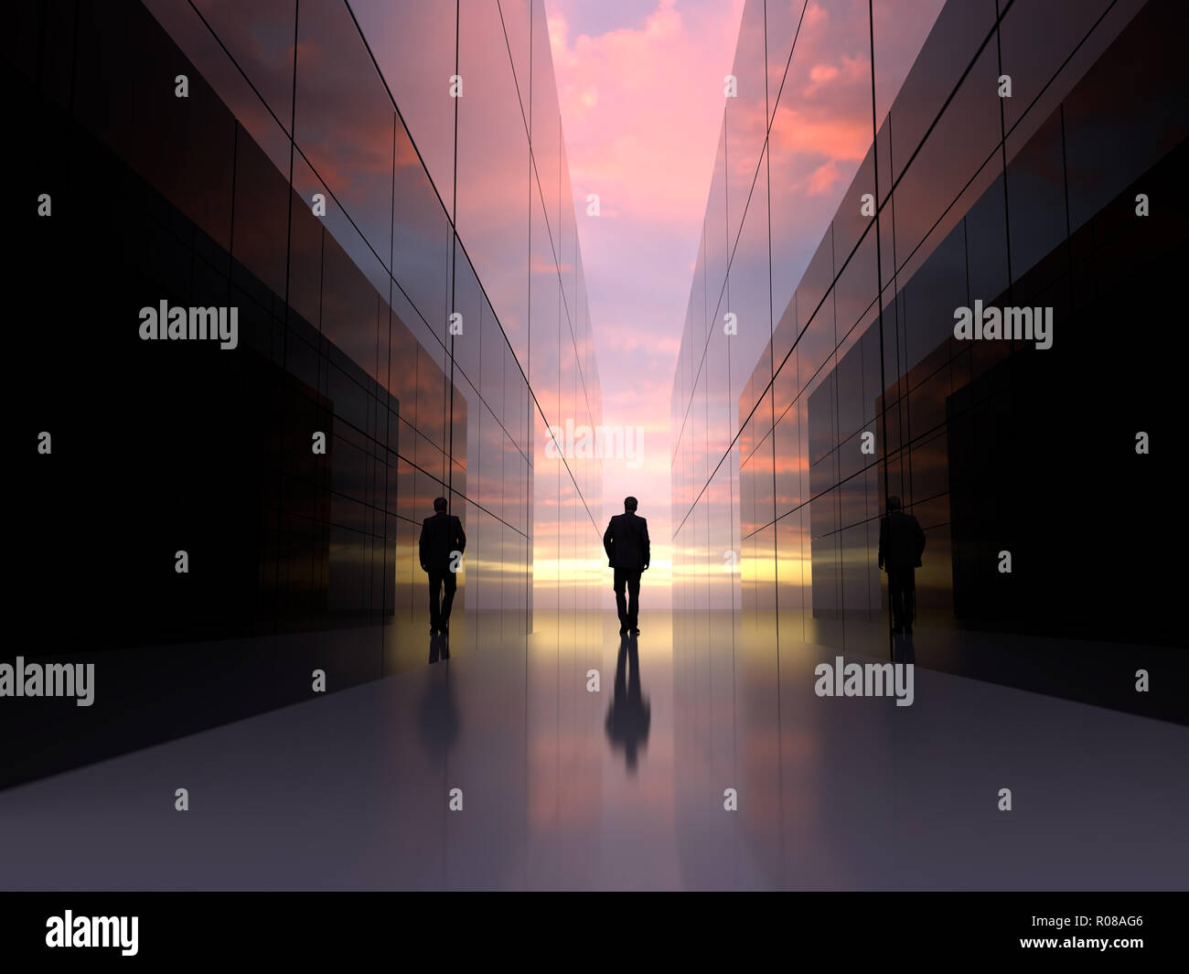 Uomo alla fine del tunnel a specchio Foto Stock