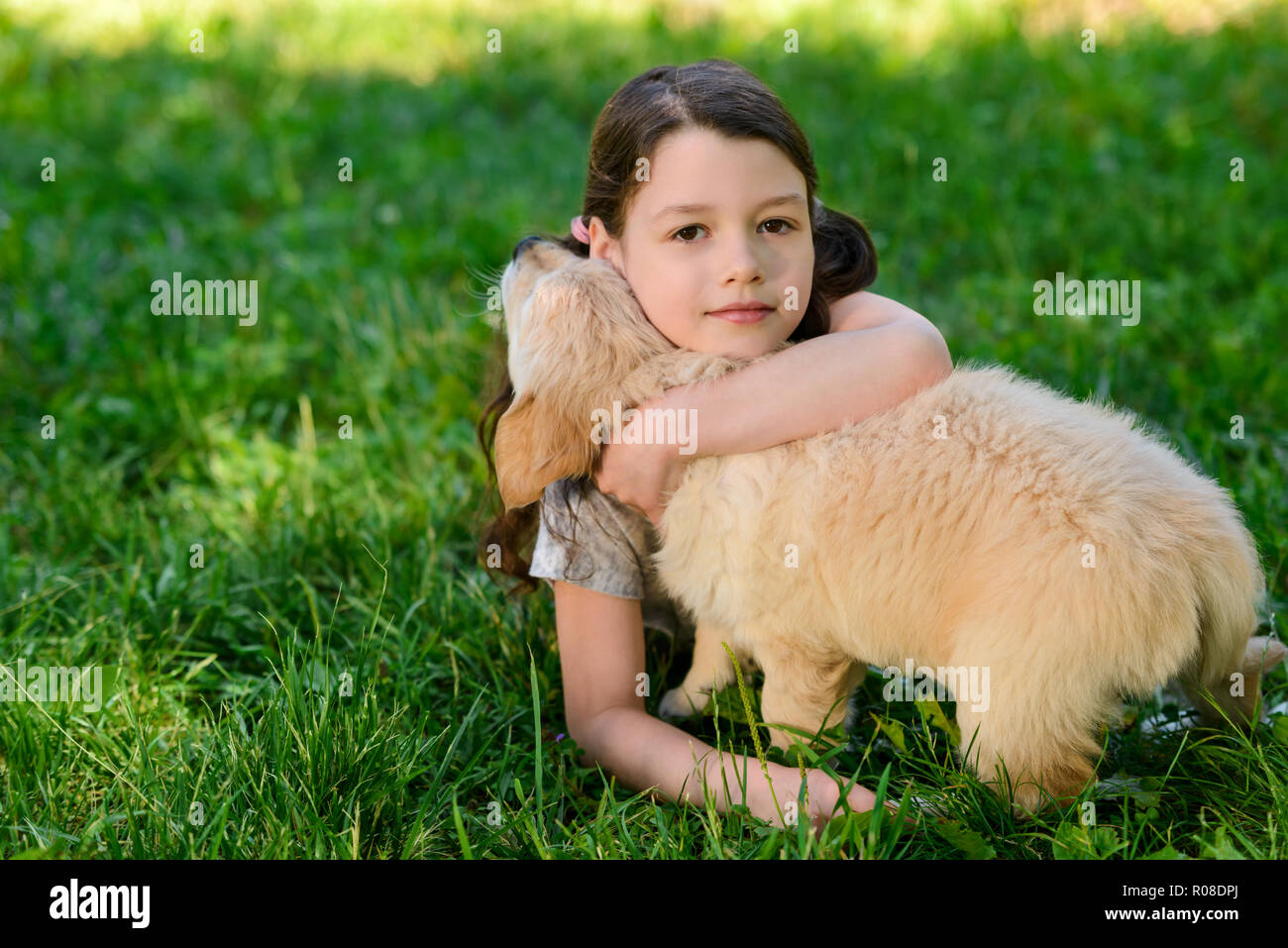 Giovane ragazza e il suo animale domestico Foto Stock