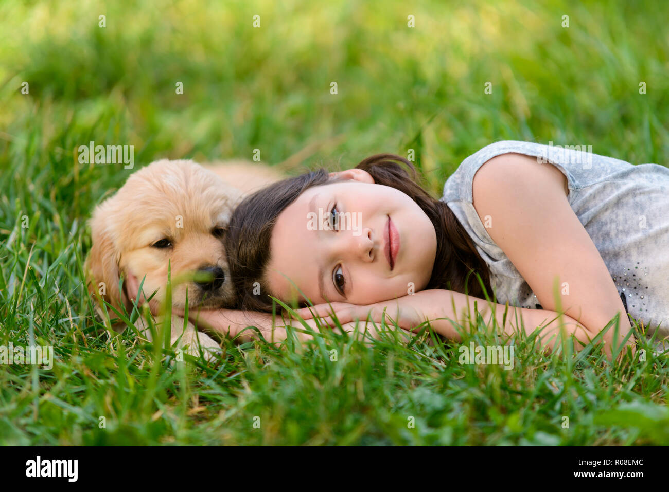 Ritratto di ragazza e cane Foto Stock