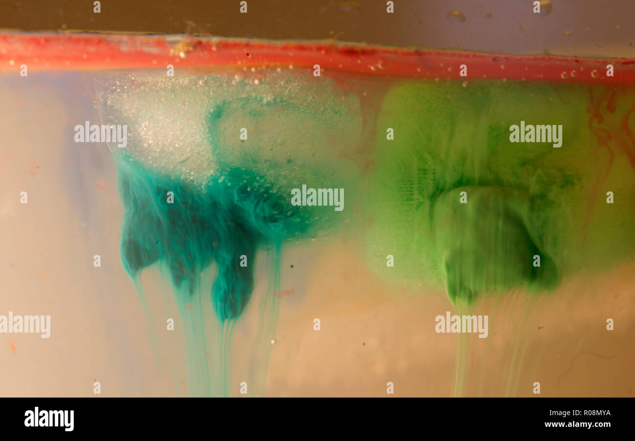 L'ARTE- rosso, arancione, giallo, verde, blu indaco, violetta, Foto Stock