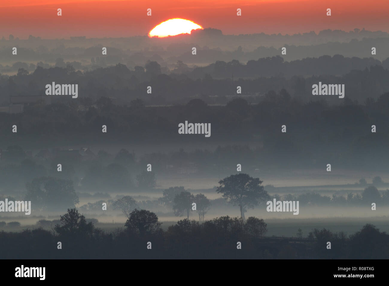 Alba da Croft Hill, Croft, Inghilterra, Regno Unito. Foto Stock