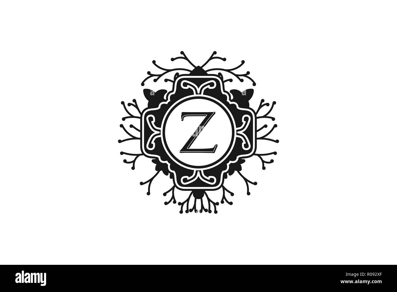 Elegante Monogramma Floreali Lettera Z Per Matrimoni E Boutique Disegni Logo Ispirazione Isolata Su Sfondo Bianco Immagine E Vettoriale Alamy