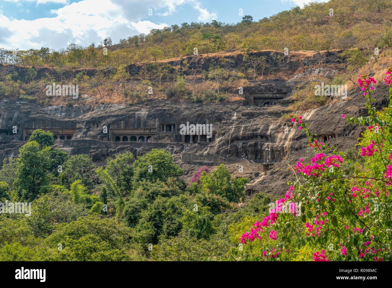 Vista delle grotte di Ajanta, nei pressi di Aurangabad, Maharashtra, India Foto Stock