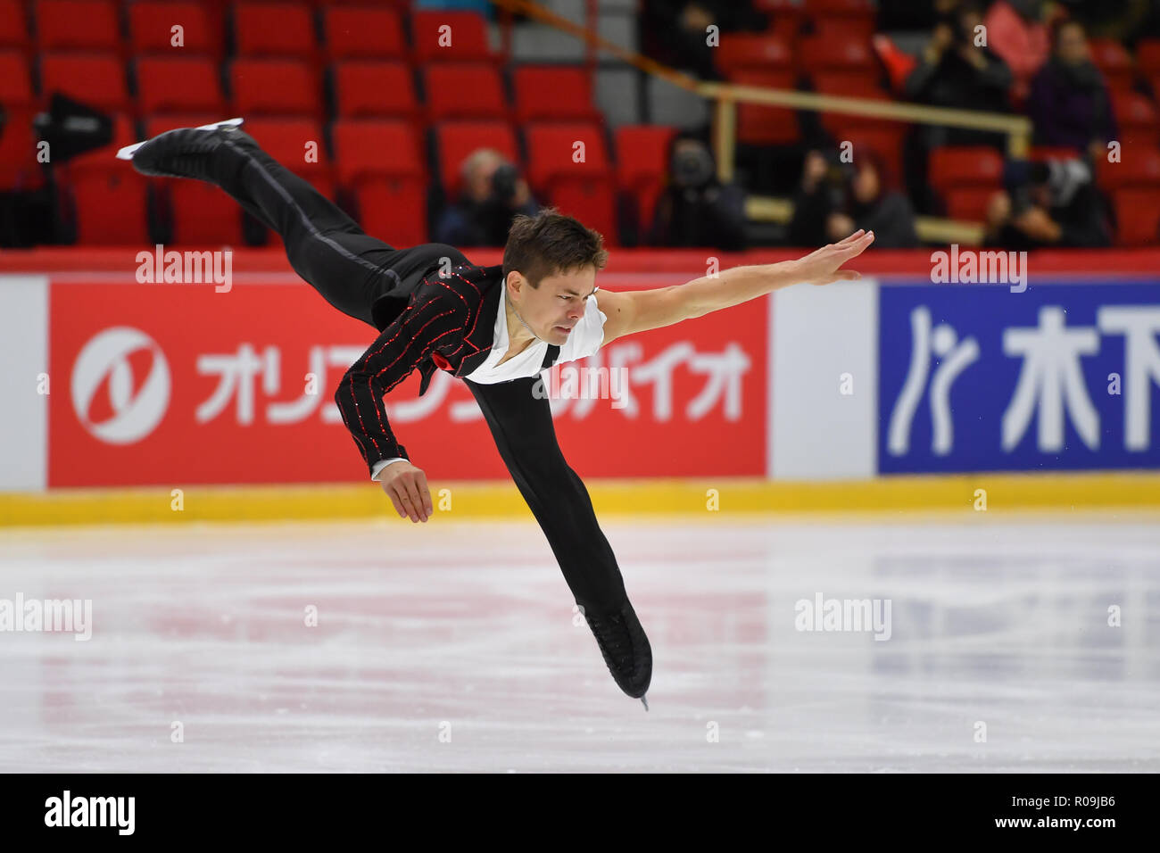 Helsinki, Finlandia. 03 Nov, 2018. Valtter Virtanen (FIN) durante in uomini breve programma del GP ISU di Pattinaggio di Figura Helsinki 2018 a Helsinki sala ghiaccio (Helsingin Jaahalli) Sabato, 03 novembre 2018. HELSINKI . (Solo uso editoriale, è richiesta una licenza per uso commerciale. Nessun uso in scommesse, giochi o un singolo giocatore/club/league pubblicazioni.) Credito: Taka Wu/Alamy Live News Foto Stock