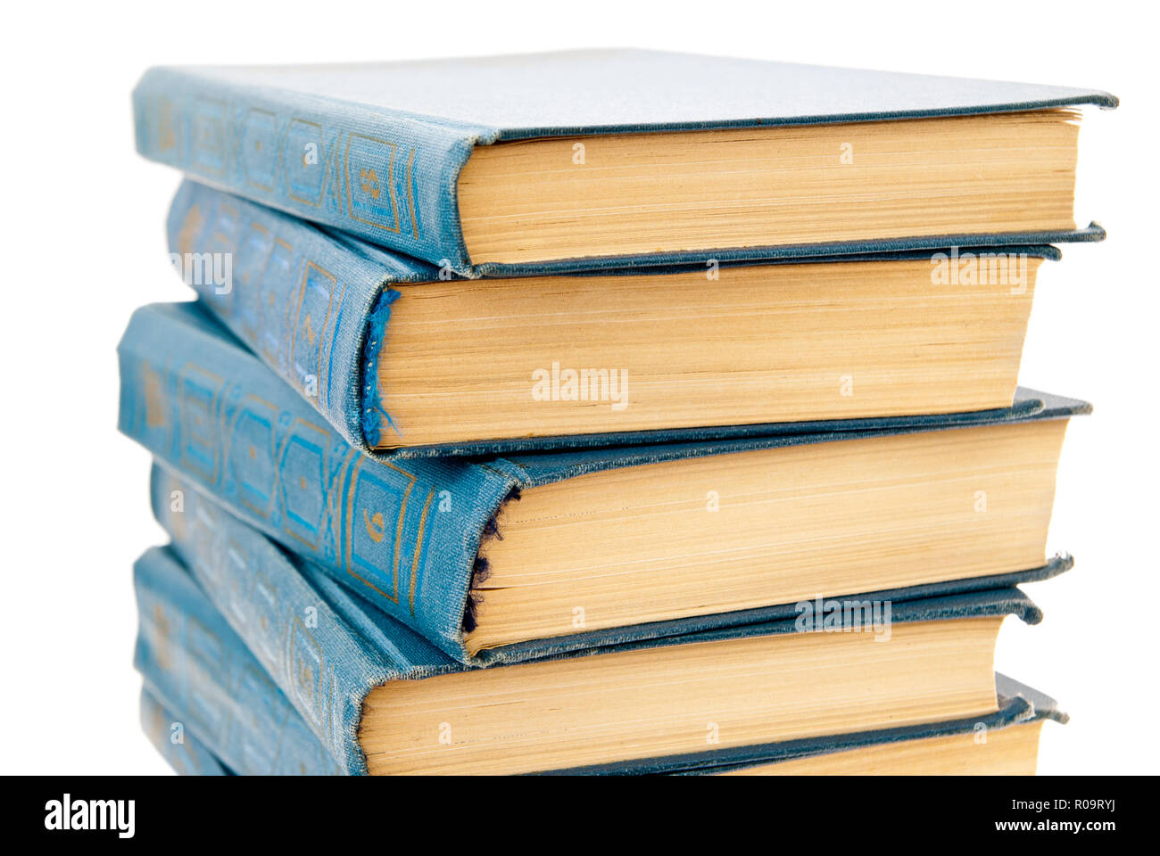 Pila di vecchi libri di blu Foto Stock