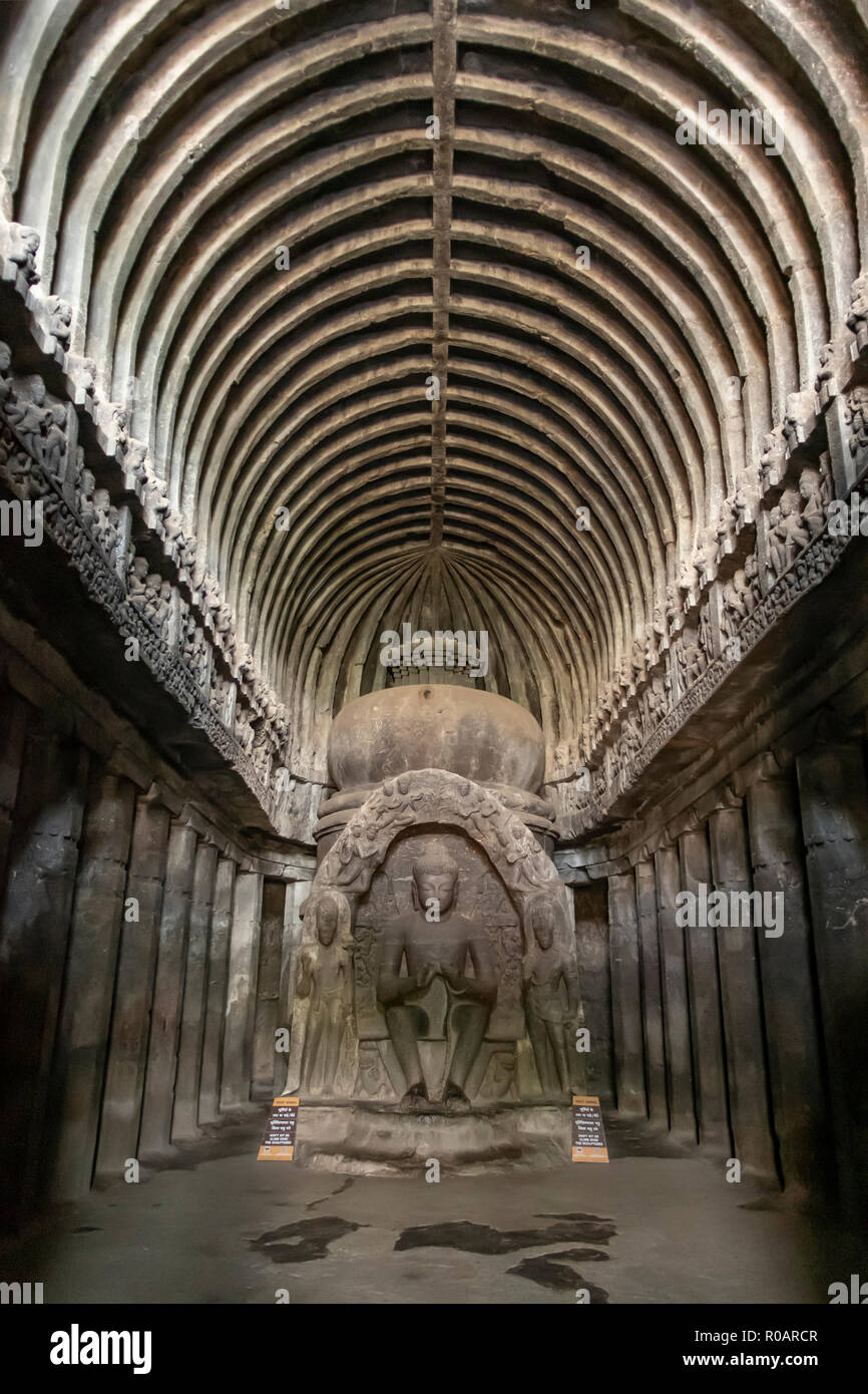 Vishvakarma, cave 10, Grotte di Ellora, nei pressi di Aurangabad, Maharashtra, India Foto Stock