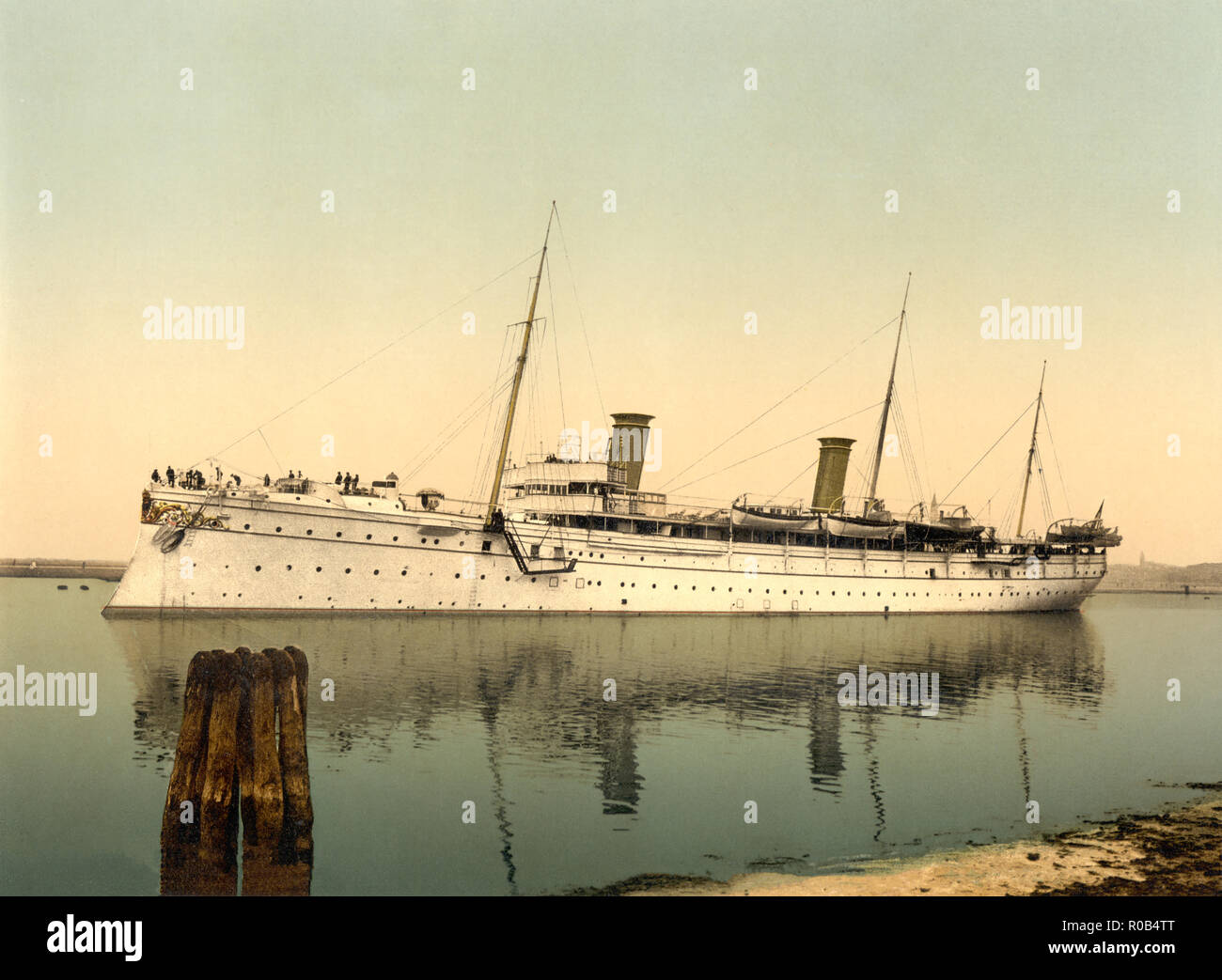 SMY Hollenzollern II lasciando Harbour, Venezia, Italia, Photochrome Stampa, Detroit Publishing Company, 1900 Foto Stock