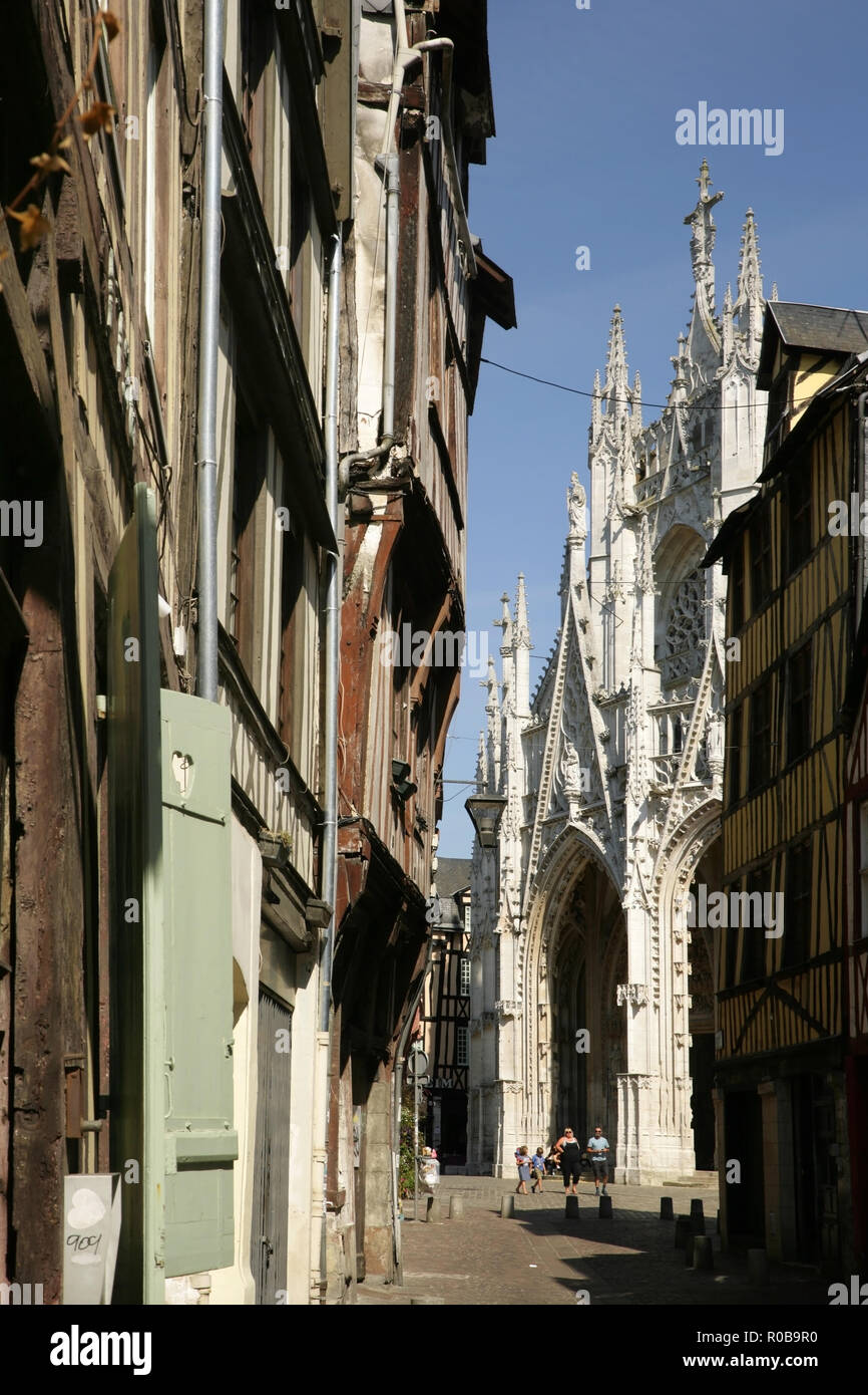 Chiesa di Saint-Maclou, Rouen, Francia, costruita in stile Flamboyant di architettura gotica. Foto Stock