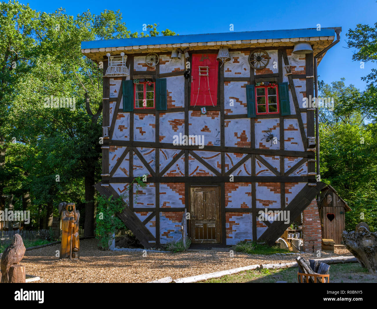 Streghe casa a Hexentanzplatz, così chiamati streghe" dancing luogo vicino a Thale, Eastern Harz, Sassonia-Anhalt, Germania, Europa Foto Stock