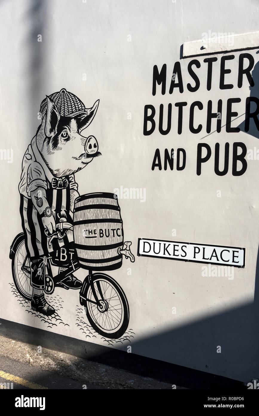 Un cartoon sulla parete del Butcvher il rubinetto, la macelleria tocca, Marlow, Inghilterra, Buckinghamshire, Bucks, Regno Unito, GB, Regno Unito, Gran Bretagna, grande Britai Foto Stock
