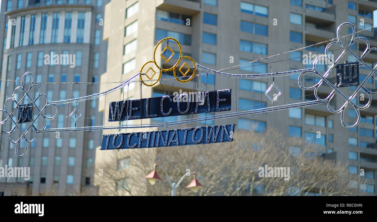 "Benvenuti a Chinatown' firmare nel quartiere Chinatown di New York City, Stati Uniti d'America, uno dei più antichi Chinatowns al di fuori dell'Asia. Foto Stock