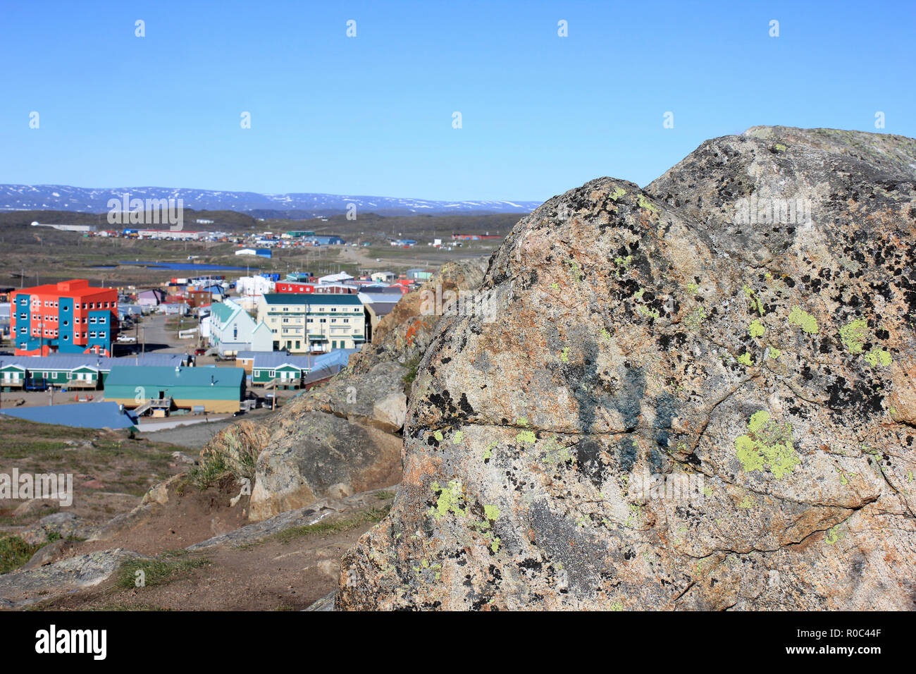 Affacciato su Iqaluit, Isola Baffin, Nunavut, Canada Foto Stock