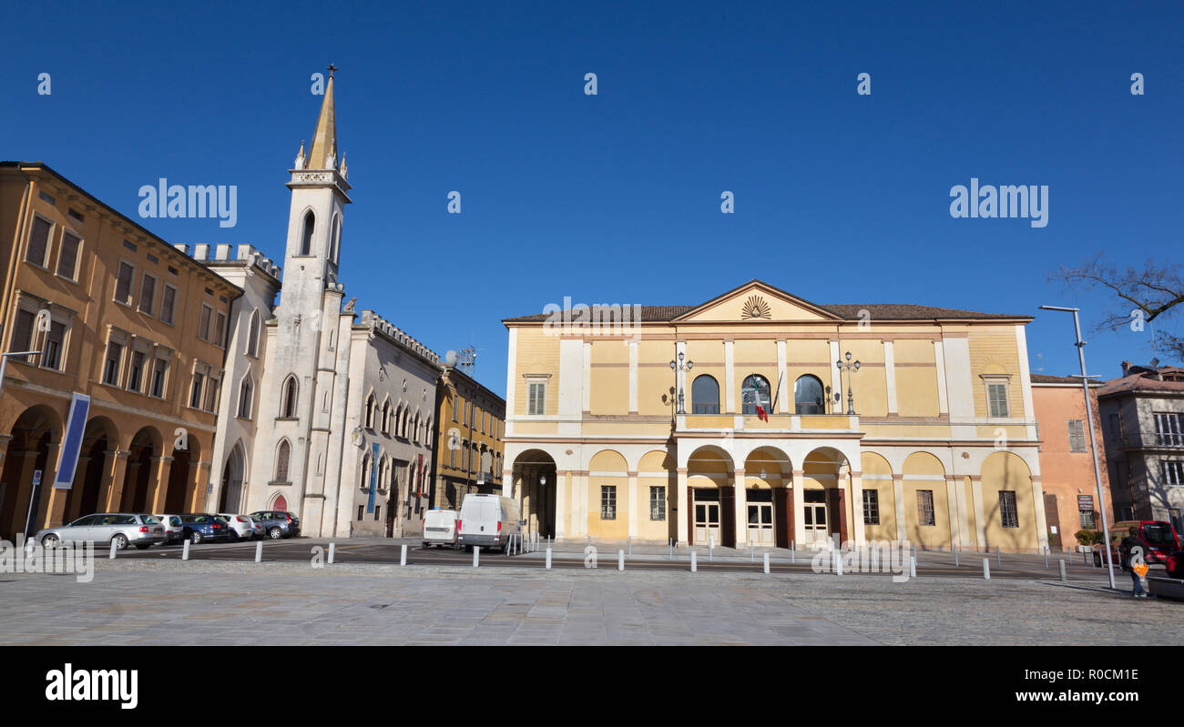 Reggio Emilia - Piazza della Vittoria, Teather Ariosto e Galleria Parmeggiani. Foto Stock