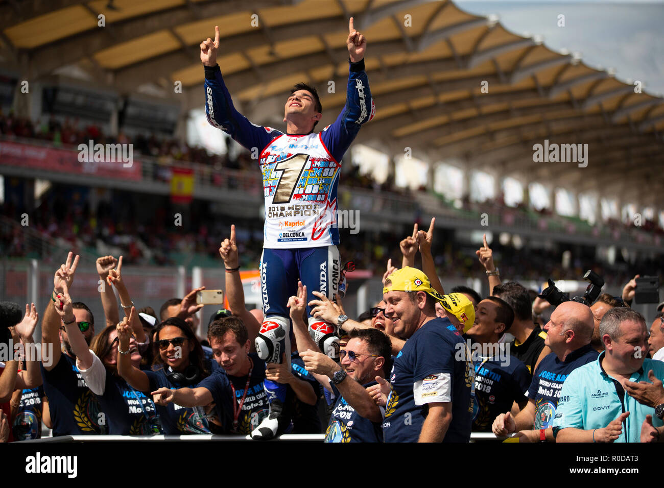 Sepang International Circuit di Sepang, in Malesia. 4 Novembre, 2018. MotoGP della Malesia, il giorno della gara; del Conca GRESINI Moto4 pilota Jorge Martin vince la Moto3 in gara per diventare moto3 campione del mondo Credito: Azione Sport Plus/Alamy Live News Foto Stock