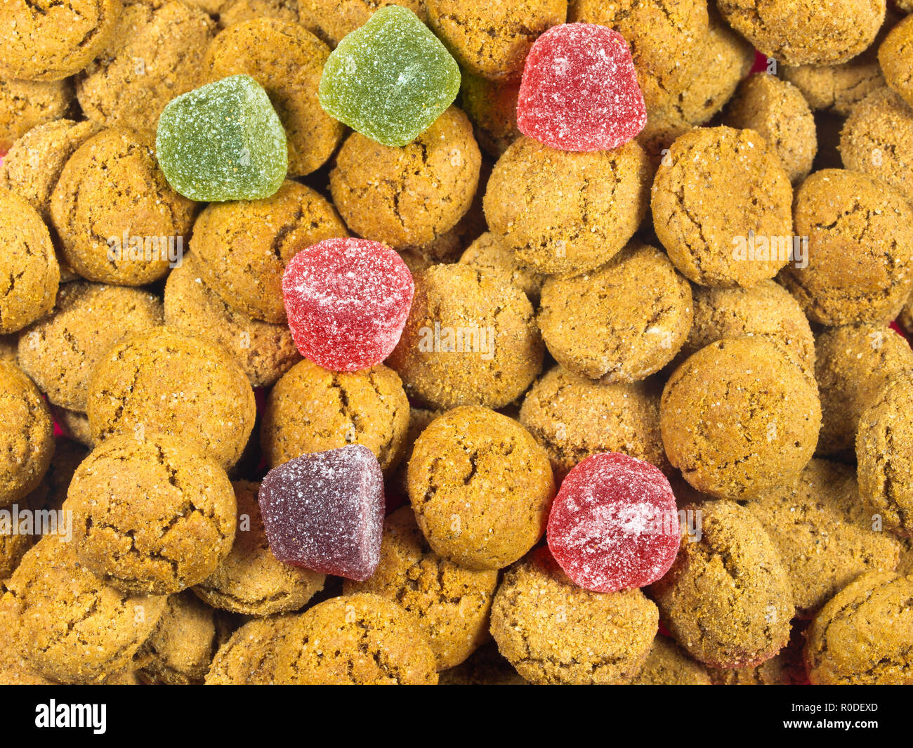 Sfondo di Pepernoten tipica olandese trattare per Sinterklaas in dicembre Foto Stock